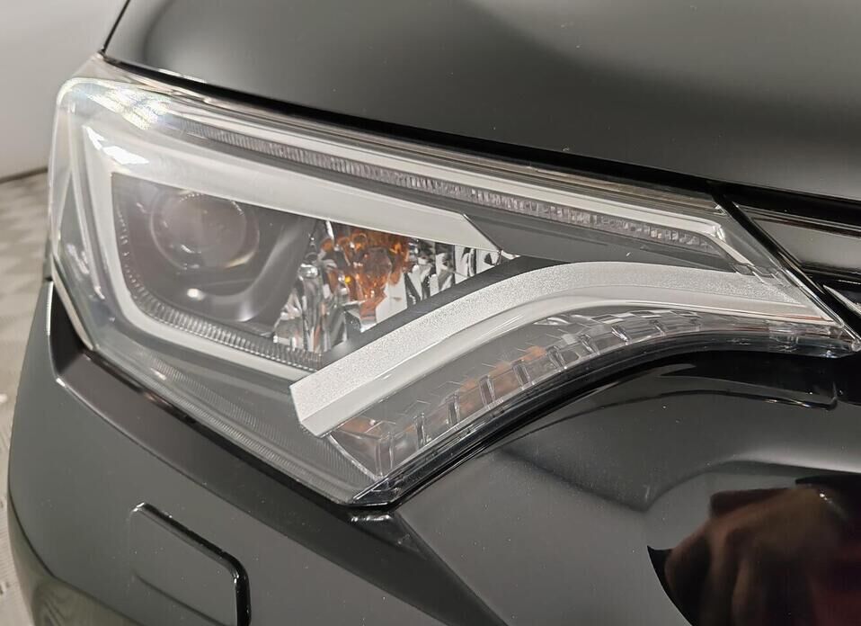 Toyota RAV4 2.0 CVT (146 л.с.) 4WD