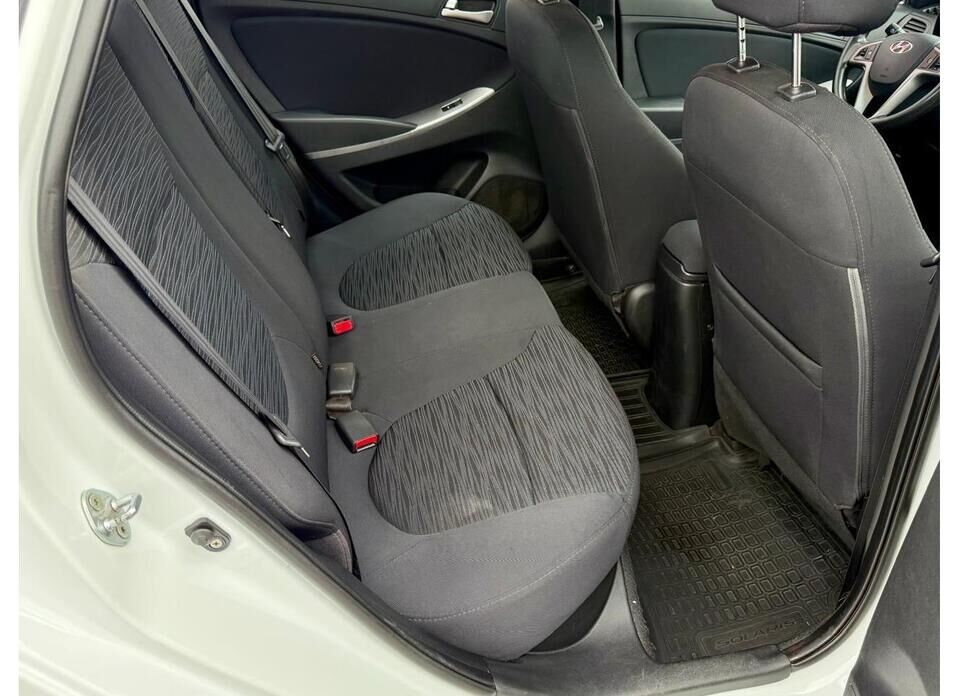 Hyundai Solaris 1.6 AT (123 л.с.)