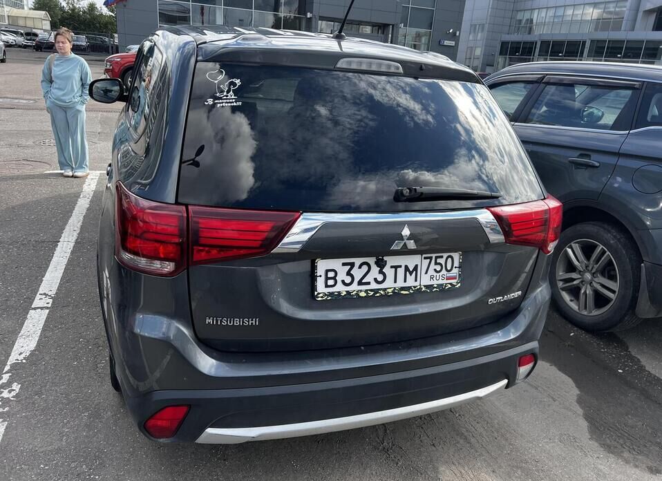 Mitsubishi Outlander 2.0 CVT (146 л.с.)