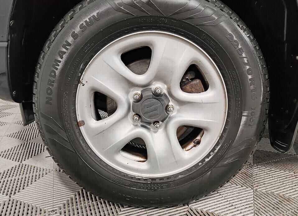 Suzuki Grand Vitara 2.0 AT (140 л.с.) 4WD