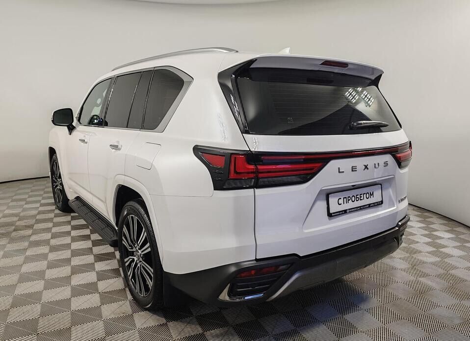 Lexus LX 600 3.5 AT (415 л.с.) 4WD