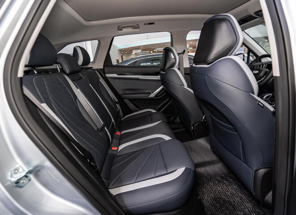 Geely Atlas 2.0 AT (200 л.с.) 4WD