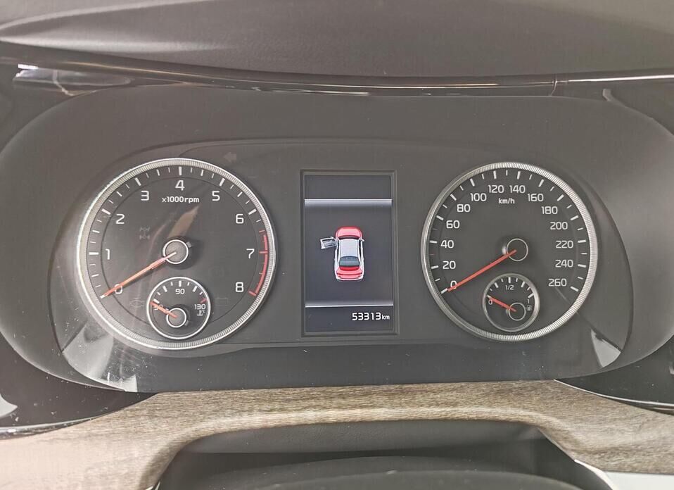 Kia K5 2.5 AT (194 л.с.)