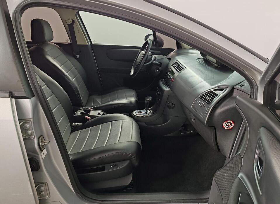 Citroen C4 1.6 AT (120 л.с.)