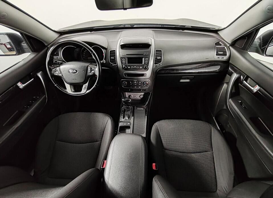 Kia Sorento 2.4 AT (175 л.с.) 4WD