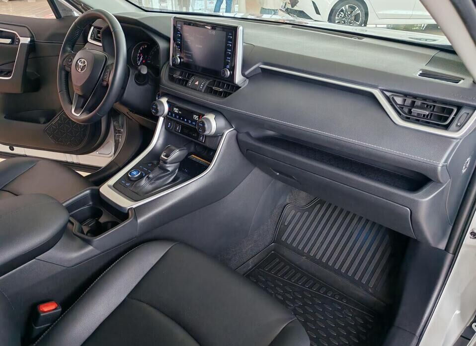 Toyota RAV4 2.0 CVT (149 л.с.) 4WD