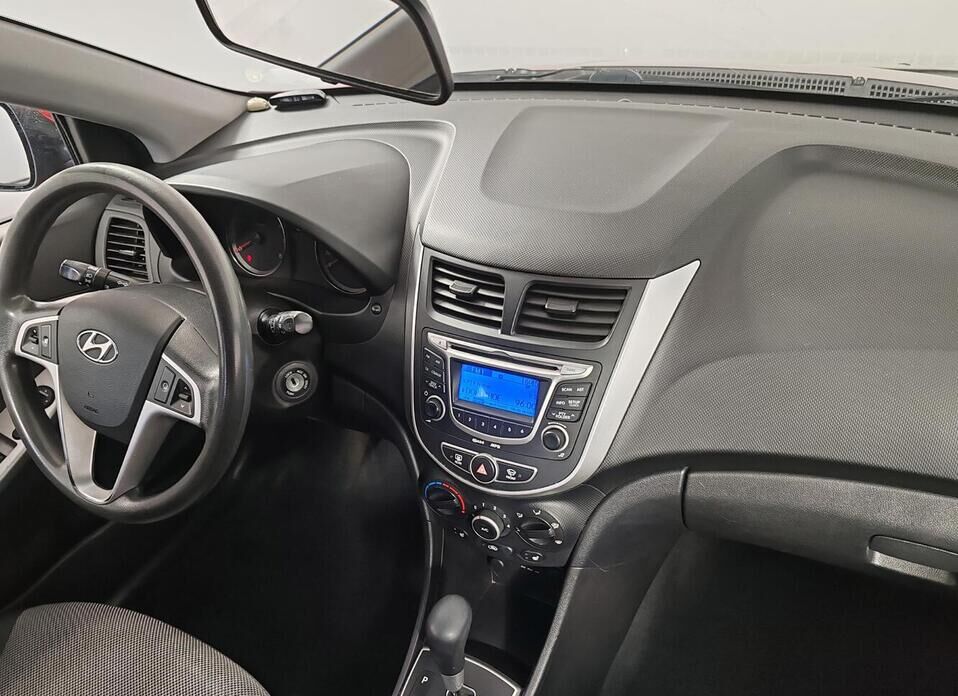 Hyundai Solaris 1.6 AT (123 л.с.)