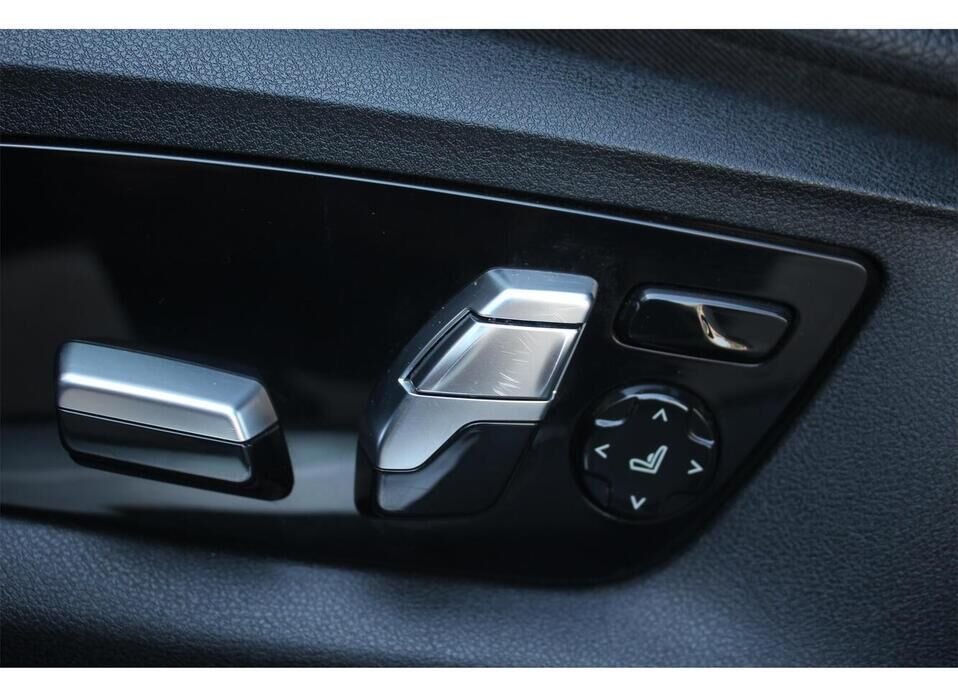 BMW 7 серии 730Ld xDrive 3.0d AT (249 л.с.) 4WD
