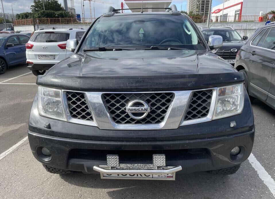 Nissan Navara (Frontier) 2.5d AT (174 л.с.) 4WD