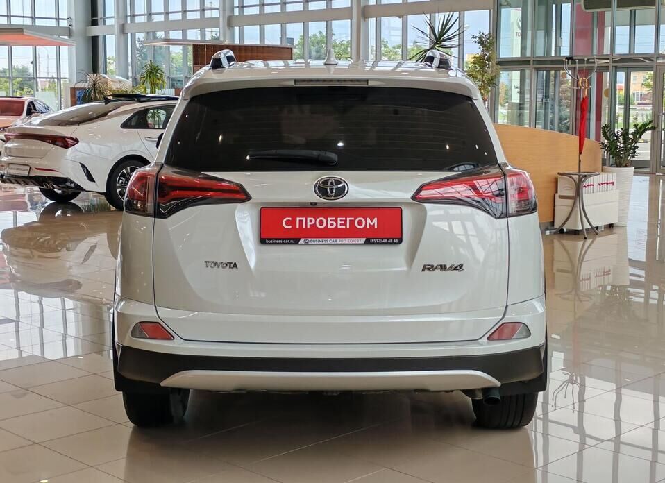Toyota RAV4 2.0 CVT (146 л.с.)