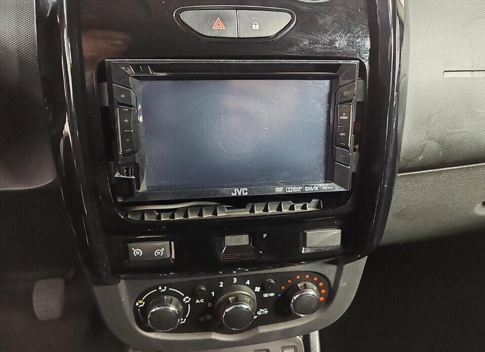 Renault Duster 1.6 MT (114 л.с.) 4WD