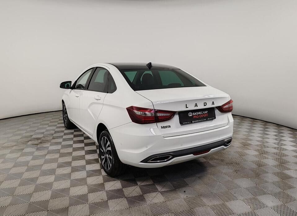 LADA (ВАЗ) Vesta 1.8 CVT (122 л.с.)