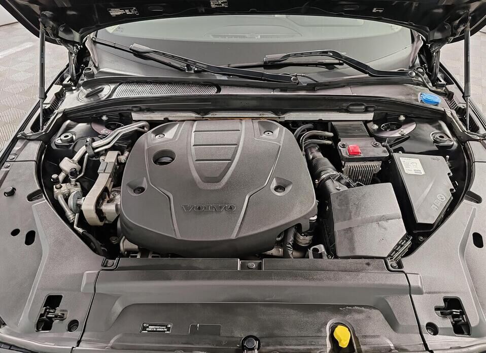Volvo V90 Cross Country 2.0d AT (190 л.с.) 4WD