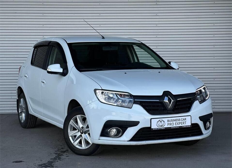 Renault Sandero 1.6 MT (113 л.с.)