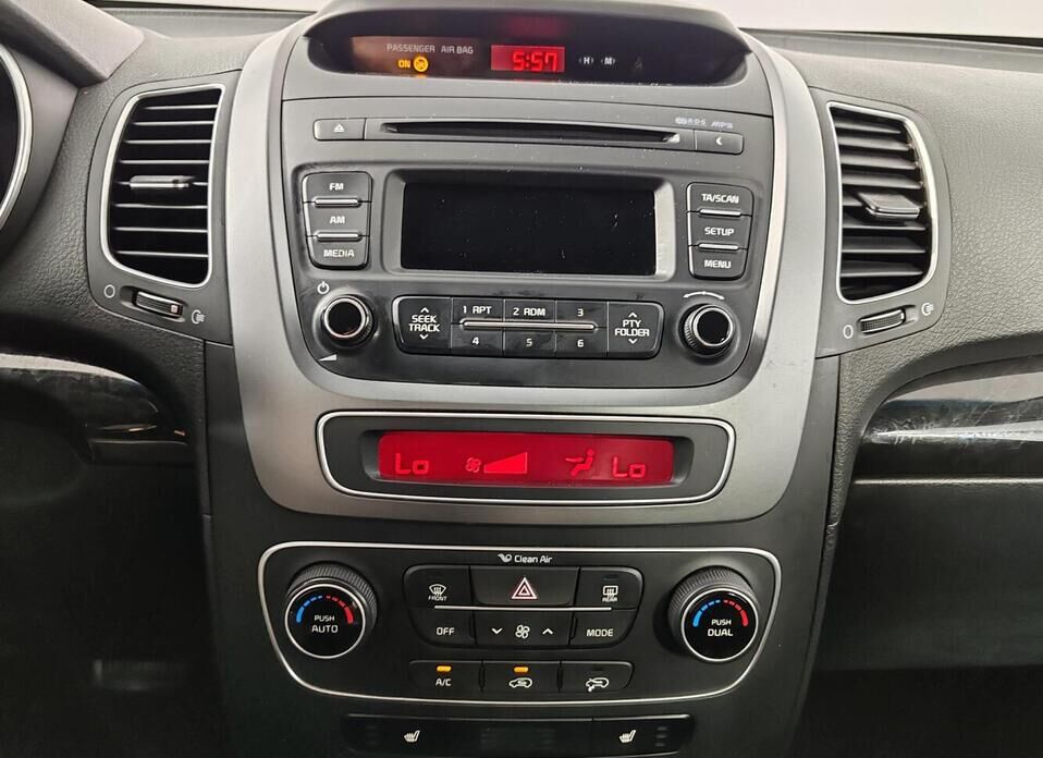 Kia Sorento 2.4 AT (175 л.с.) 4WD