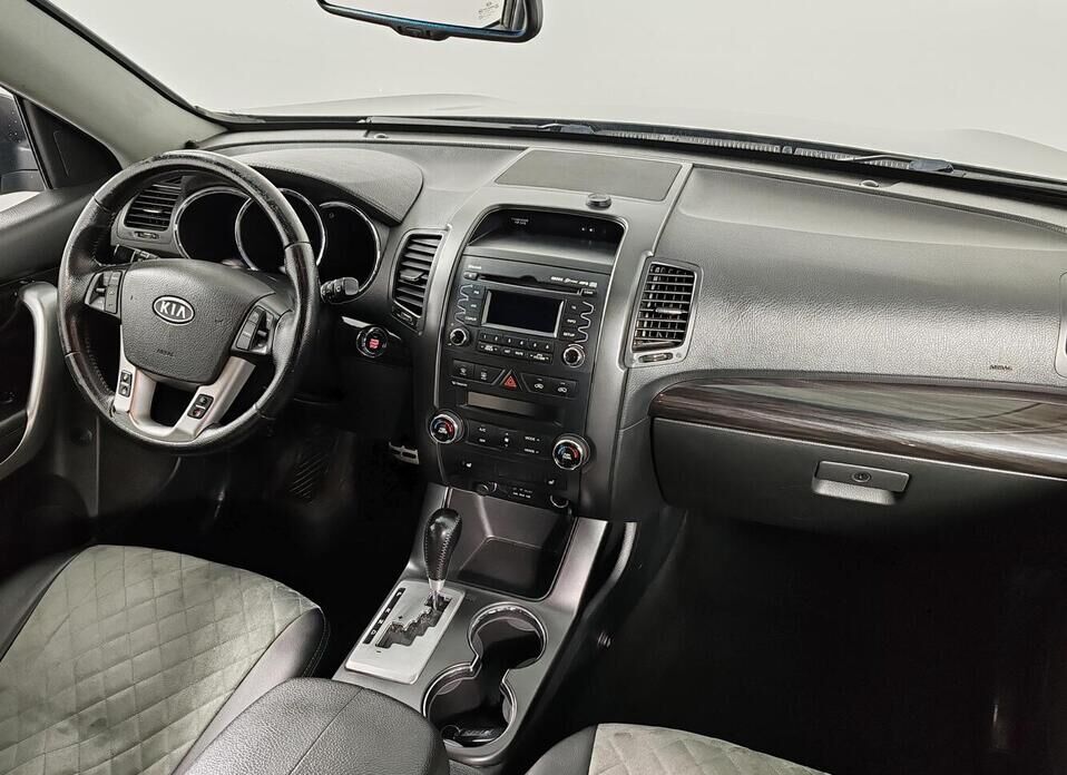 Kia Sorento 2.4 AT (175 л.с.) 4WD