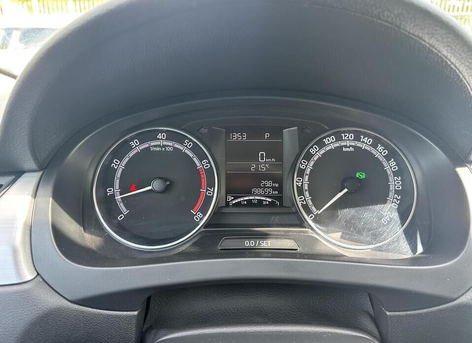 Skoda Rapid 1.6 AT (110 л.с.)