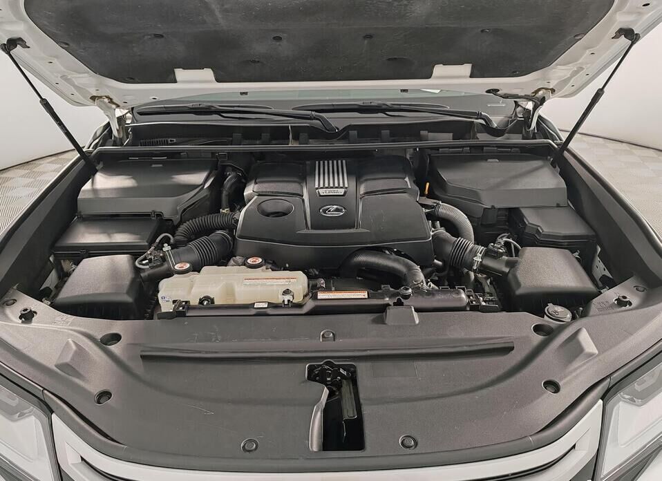 Lexus LX 600 3.5 AT (415 л.с.) 4WD