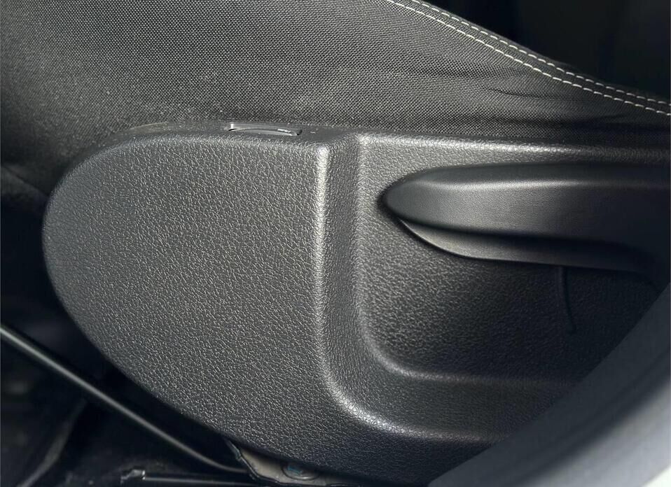 Renault Sandero 1.6 MT (113 л.с.)