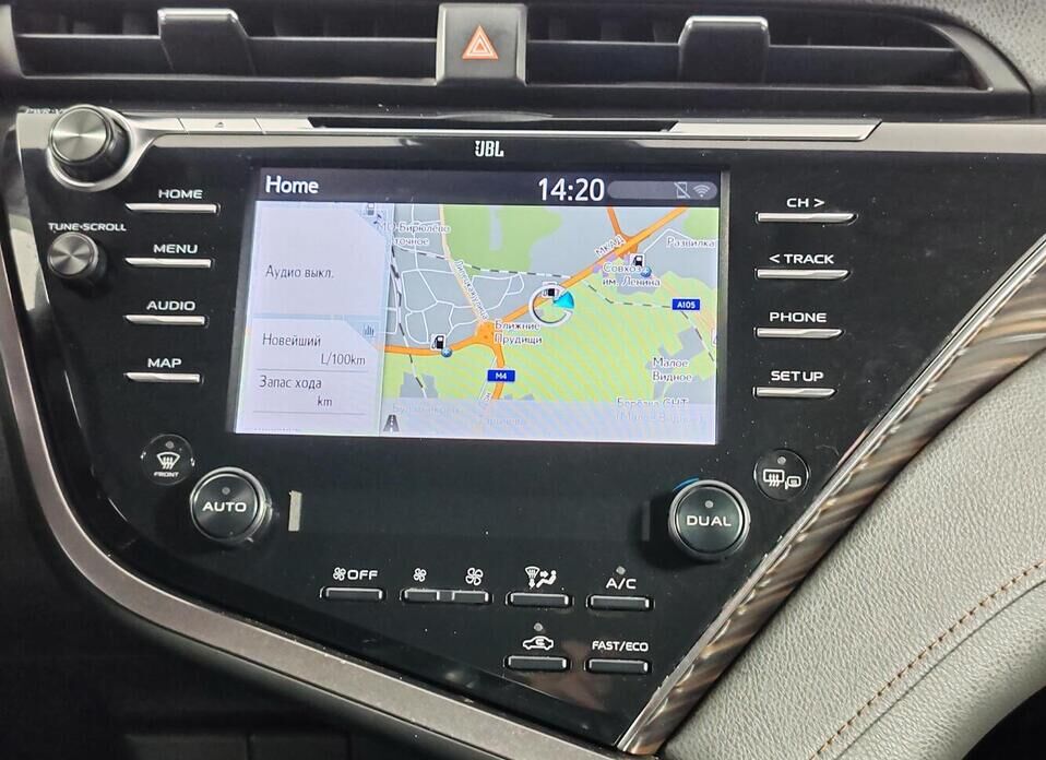 Toyota Camry 2.5 AT (181 л.с.)